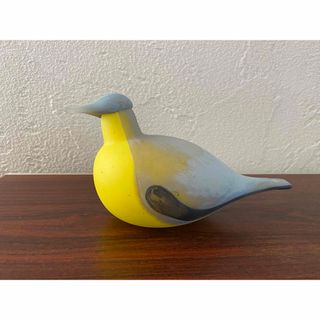 イッタラ(iittala)のOiva Toikka bird  Yellow Wagtail(置物)