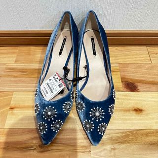 ザラ(ZARA)のZARA パンプス　ベルベット(ハイヒール/パンプス)