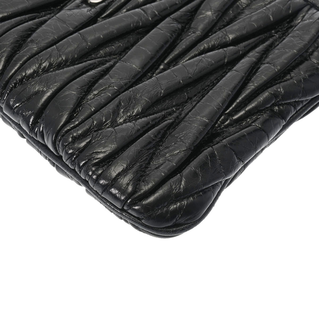 miumiu(ミュウミュウ)のミュウミュウ  マテラッセ ショルダーバッグ 黒 レディースのバッグ(ショルダーバッグ)の商品写真