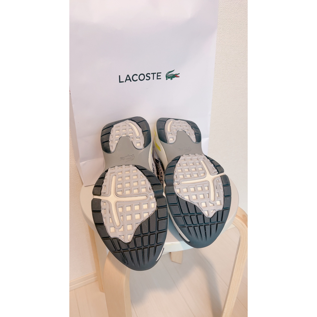 LACOSTE(ラコステ)の【新品】【お買い得】ラコステ スニーカー シューズ グレー スポーツ/アウトドアのトレーニング/エクササイズ(その他)の商品写真