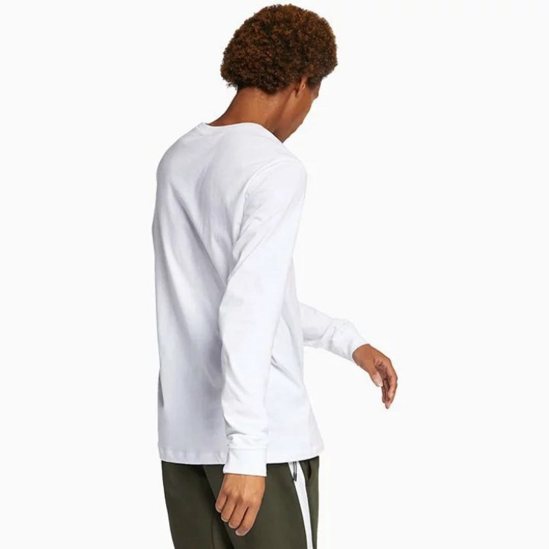 NIKE(ナイキ)の新品　NIKEロンT　AR5194 送料無料　ナイキ　長袖　Ｌサイズ　白　ジム メンズのトップス(Tシャツ/カットソー(七分/長袖))の商品写真
