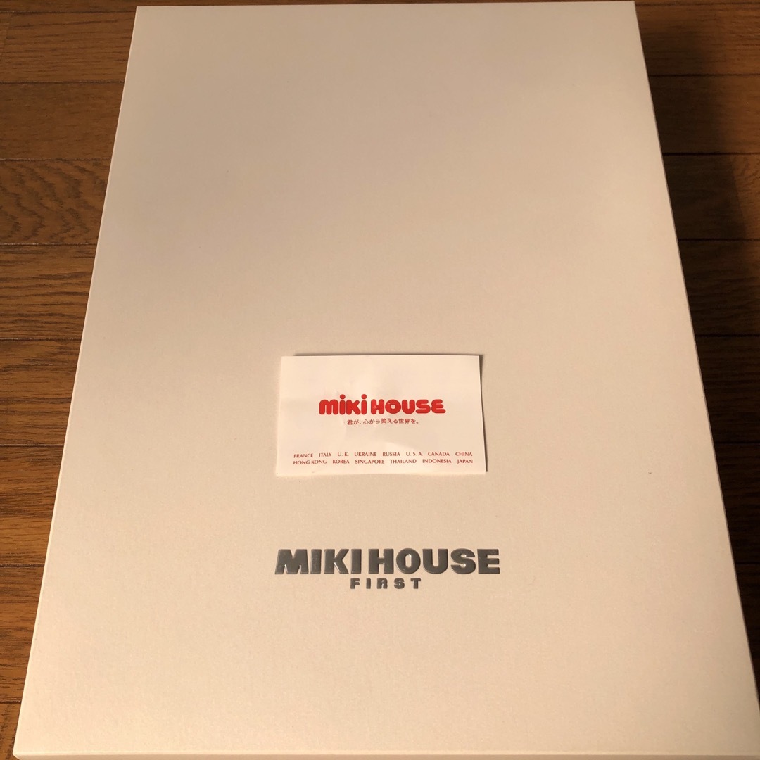 mikihouse(ミキハウス)のミキハウスファースト 豪華なサテンとオーガンジーのセレモニードレスセット キッズ/ベビー/マタニティのベビー服(~85cm)(セレモニードレス/スーツ)の商品写真