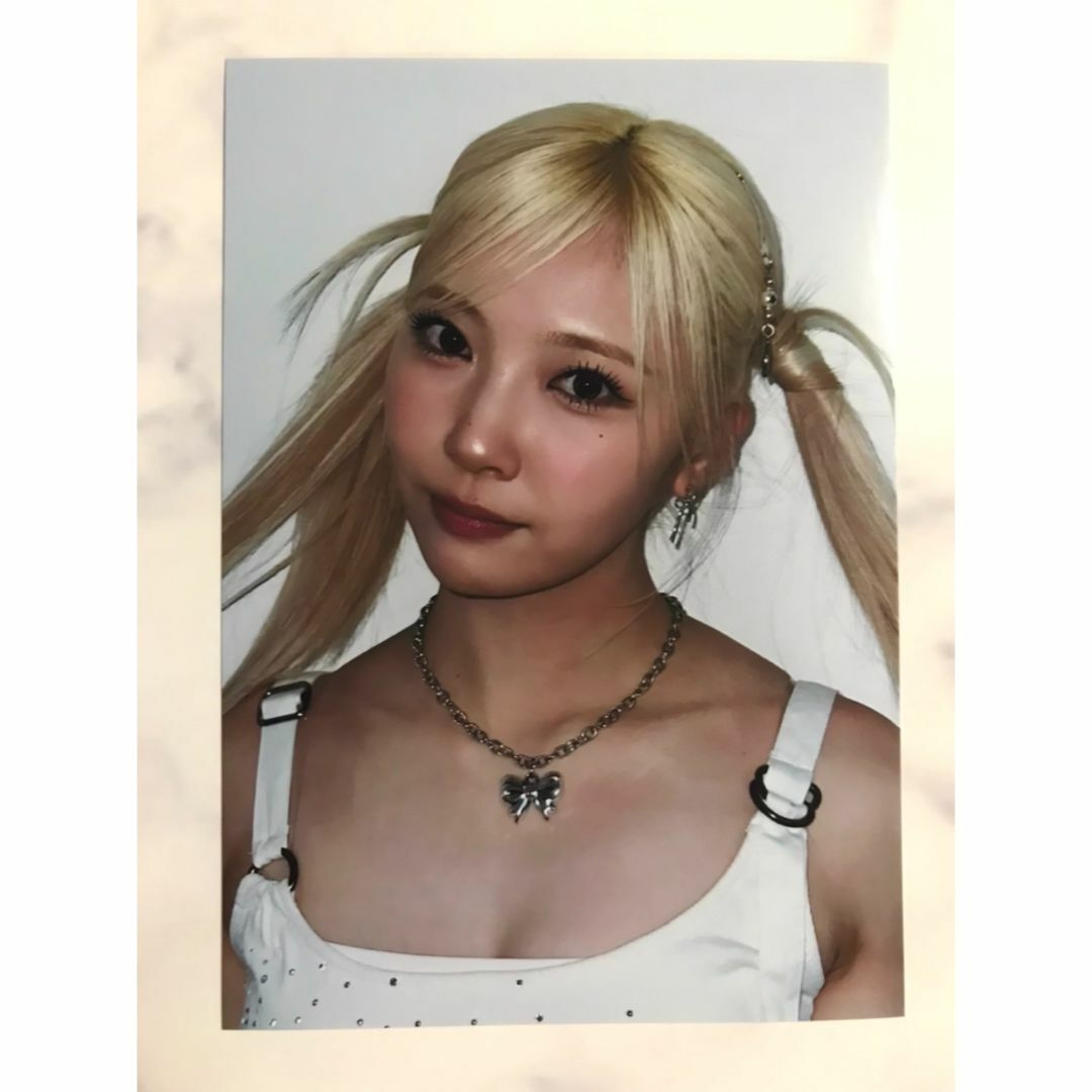 【N3068：マユカ】／NiziU（ニジュー）写真L版 エンタメ/ホビーのタレントグッズ(アイドルグッズ)の商品写真