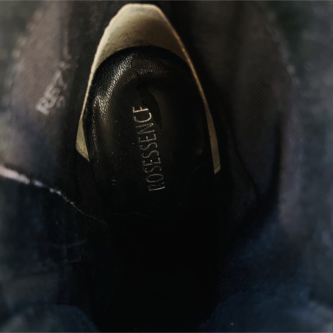 R&E(アールアンドイー)のR&E ROSESSENCE  黒　スタッズ　レースアップ　ヒール　 レディースの靴/シューズ(ブーツ)の商品写真