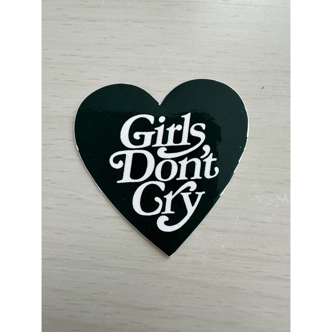 Girls Don't Cry(ガールズドントクライ)のGIRLS DON’T CRY VERDY ステッカー メンズのファッション小物(その他)の商品写真