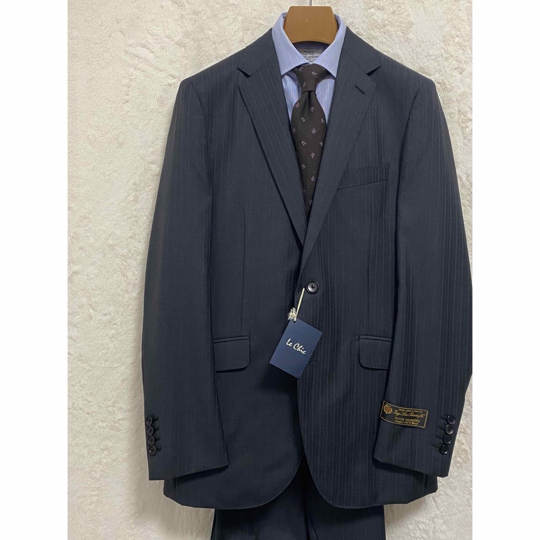 LORO PIANA(ロロピアーナ)の【新品】秋冬春物 ロロピアーナ生地 メンズ スーツ Y7 L グレー ストライプ メンズのスーツ(セットアップ)の商品写真