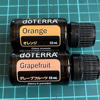 値下げ　ドテラ　オレンジ　グレープフルーツ　アロマオイル２本セット　各15ml(エッセンシャルオイル（精油）)