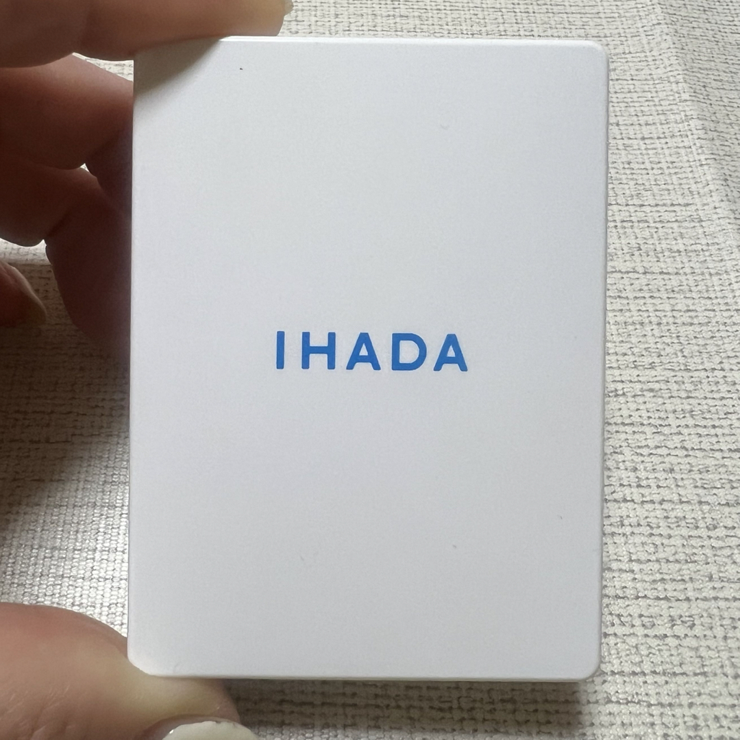 IHADA(イハダ)のイハダ  薬用フェイスプロテクトパウダー コスメ/美容のベースメイク/化粧品(フェイスパウダー)の商品写真