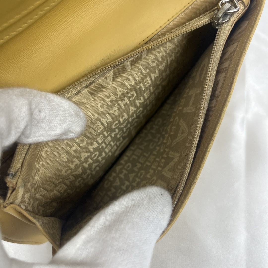 CHANEL(シャネル)のシャネル　アイコン　二つ折り長財布　ジャンク品 レディースのファッション小物(財布)の商品写真