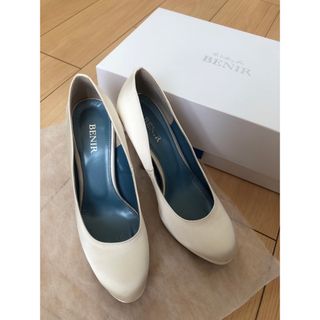 ベニル　BENIR ウェディングシューズ 美品(ハイヒール/パンプス)