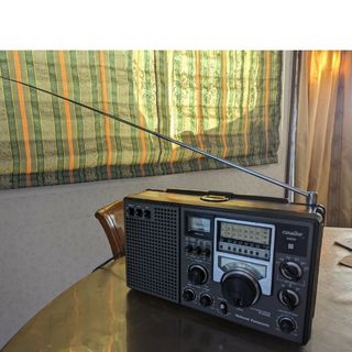 パナソニック(Panasonic)のCOUGAR RF-2200 レトロなラジオ(ラジオ)