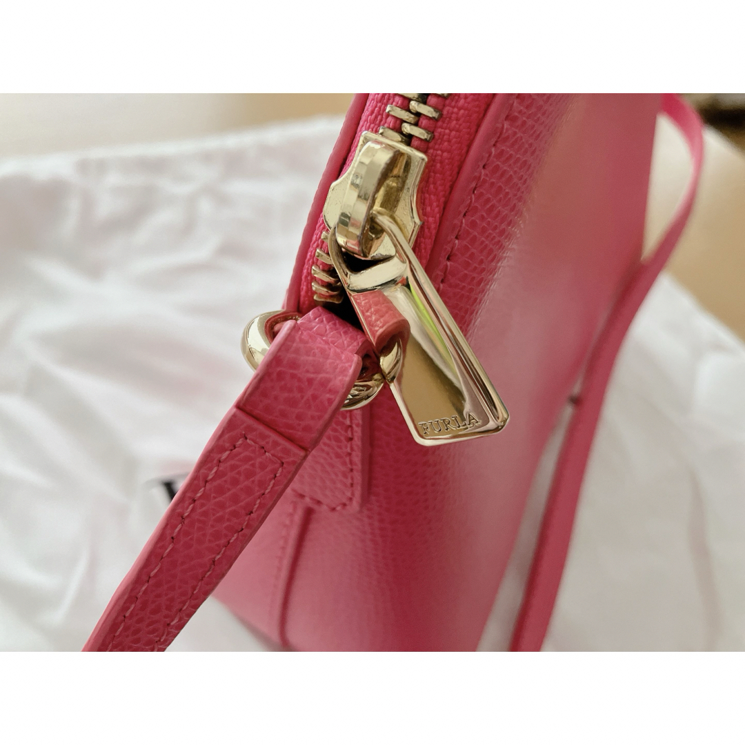 Furla(フルラ)の【最終値下げ】FURLA ピンクのショルダーバッグ レディースのバッグ(ショルダーバッグ)の商品写真