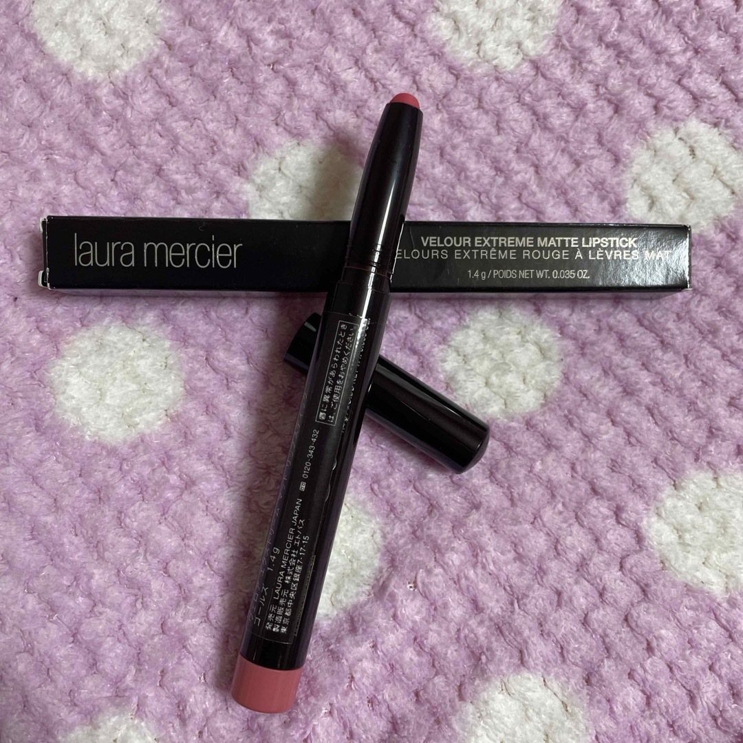 laura mercier(ローラメルシエ)の【新品未使用】ローラメルシエ ヴェロアエクストリームマットリップスティック コスメ/美容のベースメイク/化粧品(口紅)の商品写真