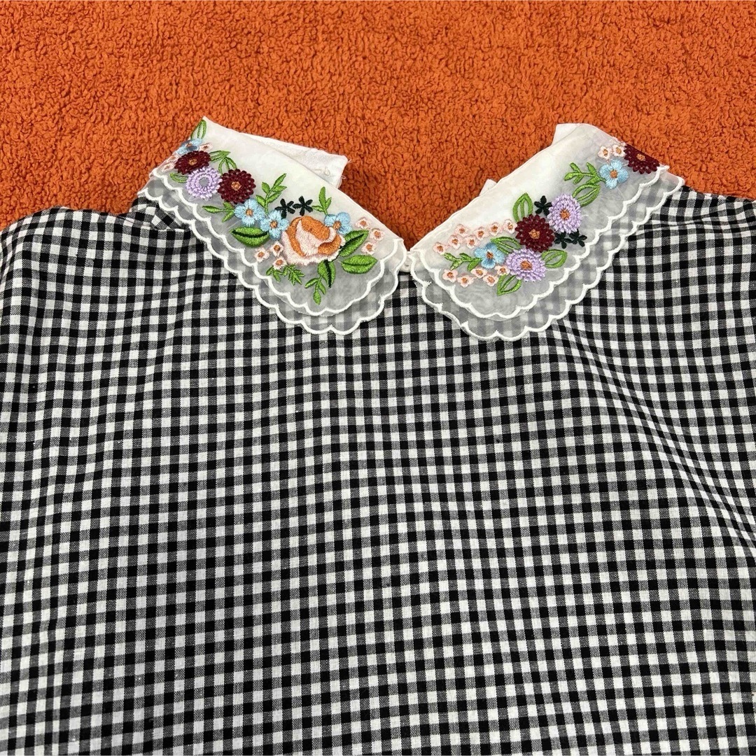 dholic(ディーホリック)の極美品　ディーホリック　ブラウス　韓国　ヴィンテージ風 レディースのトップス(シャツ/ブラウス(半袖/袖なし))の商品写真