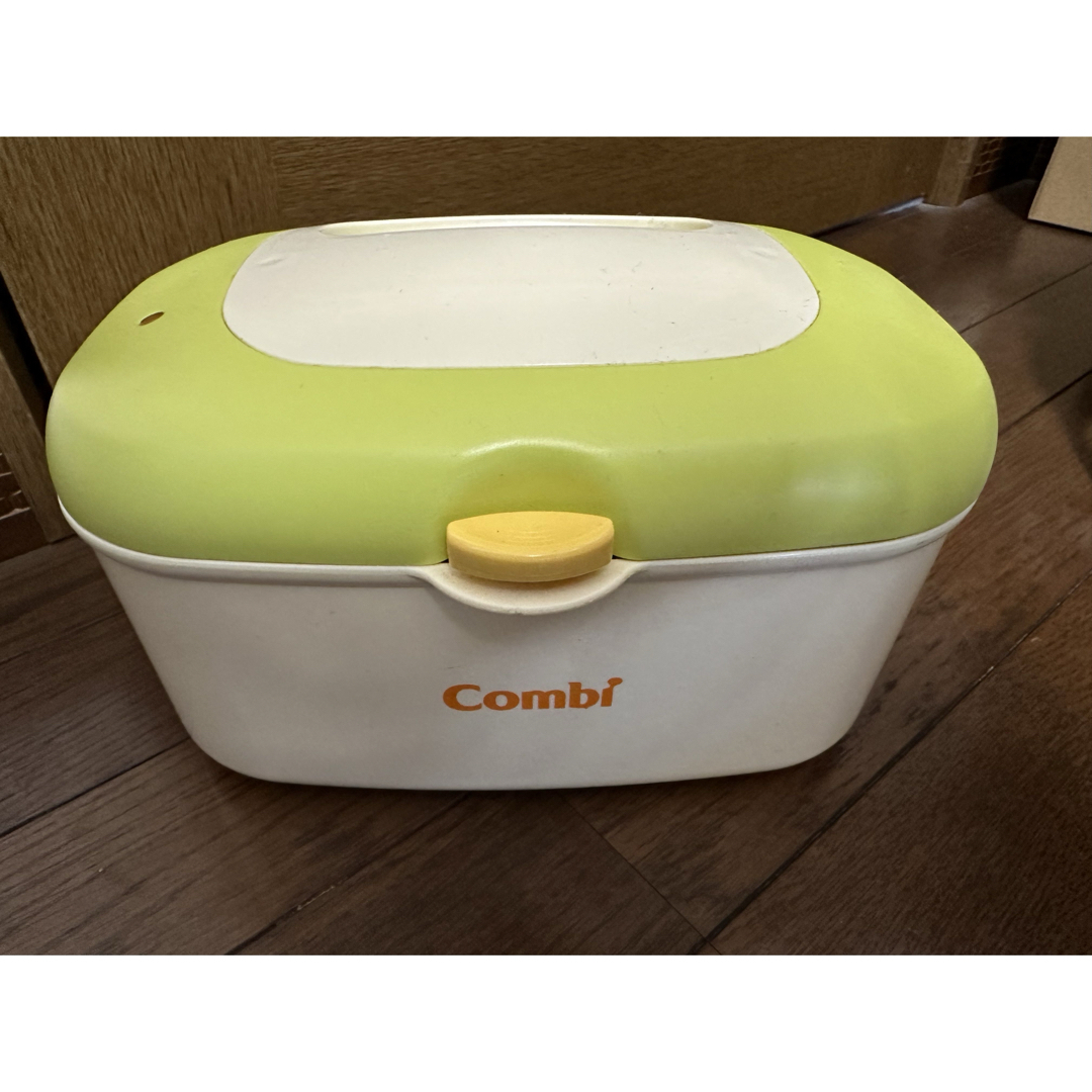 combi(コンビ)のコンビ　おしりふきウォーマー キッズ/ベビー/マタニティのおむつ/トイレ用品(ベビーおしりふき)の商品写真