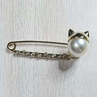 ツモリチサト(TSUMORI CHISATO)の新品【ツモリチサト】パール&ストーン装飾☆猫さんデザインピン★tsumoriねこ(ブローチ/コサージュ)