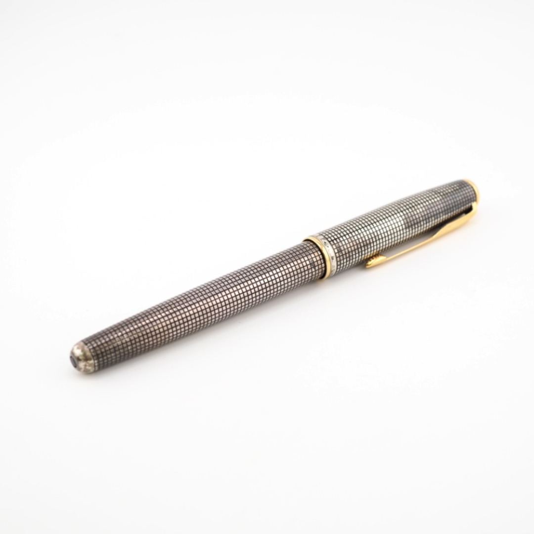 Parker(パーカー)のパーカー PARKER 万年筆
 ソネット ペン先18K F シルバー インテリア/住まい/日用品の文房具(ペン/マーカー)の商品写真