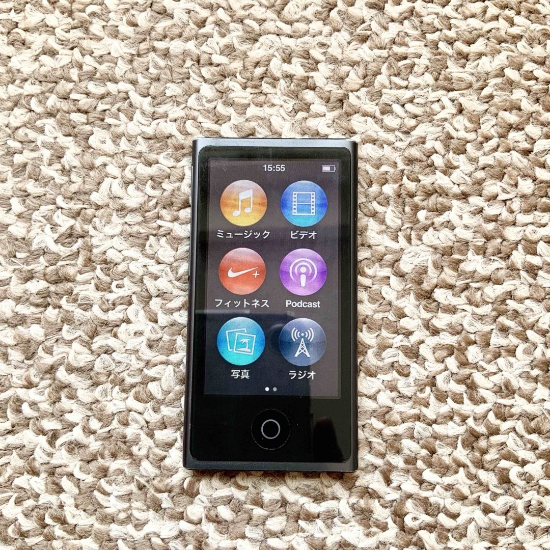 iPod(アイポッド)のiPod nano 第7世代 16GB Apple アップル アイポッド 本体Q スマホ/家電/カメラのオーディオ機器(ポータブルプレーヤー)の商品写真