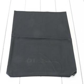 ディーゼル(DIESEL)の美品 ディーゼル エンボス ロゴ レザー 調 保存袋 ショッパー バッグ シューズ ブラック 黒 A4 メンズ レディース EHM 1205-H73(その他)