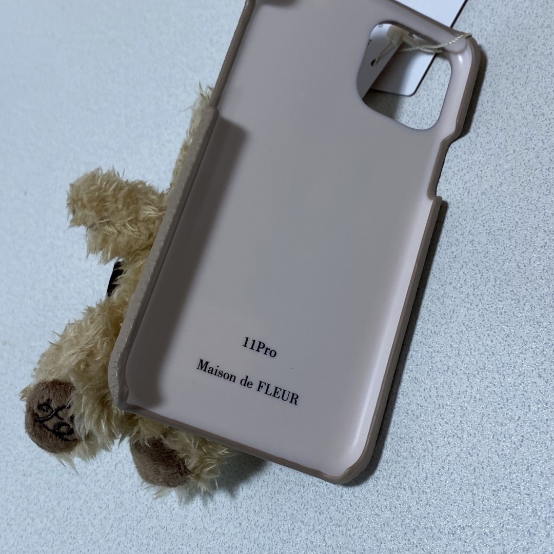 Maison de FLEUR(メゾンドフルール)のメゾンドフルール　iPhone11Pro スマホ　スマホカバー　ケース　くま スマホ/家電/カメラのスマホアクセサリー(iPhoneケース)の商品写真