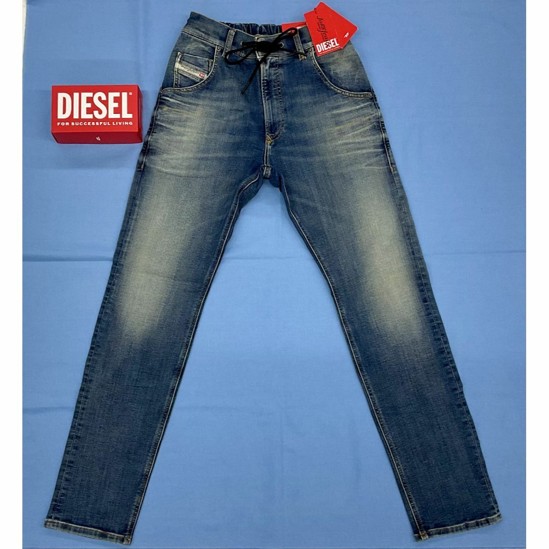 DIESEL(ディーゼル)のディーゼル　ジョグ ジーンズ 2024　サイズ38　新品 タグ付　KROOLEY メンズのパンツ(デニム/ジーンズ)の商品写真