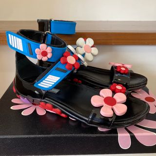 プラダ(PRADA)のPRADA プラダ　シューズ　shoes フラワー　サンダル　サイズ36(サンダル)