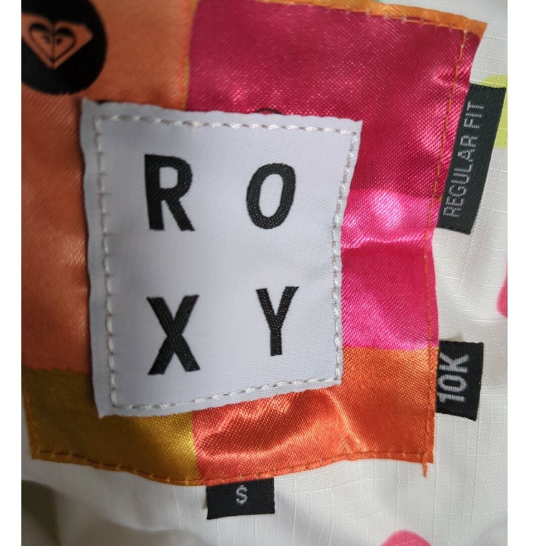 Roxy(ロキシー)の値下げしました！ ROXY スノボウェア 上着 スポーツ/アウトドアのスノーボード(ウエア/装備)の商品写真