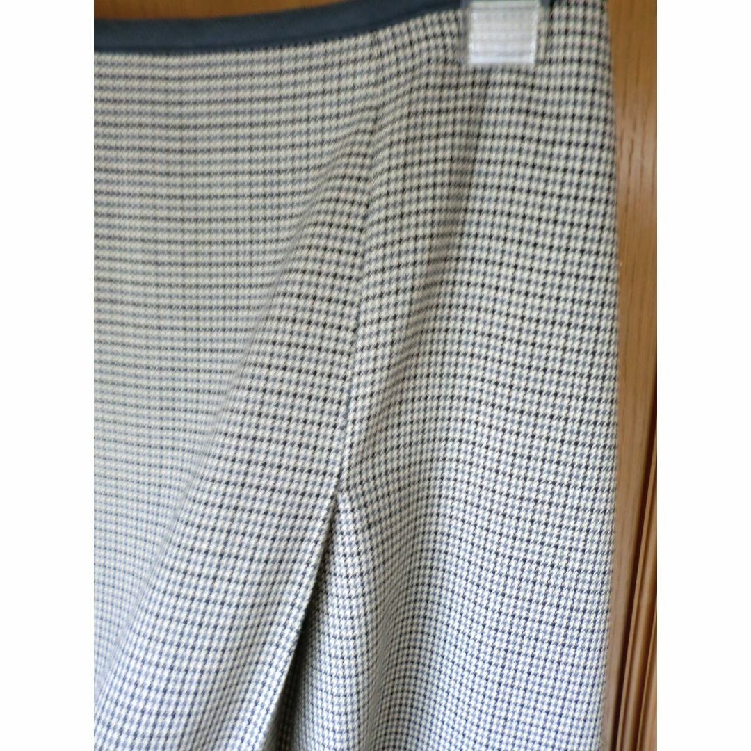 フェリシモ　FELISSIMO　グレンチェック　片プリーツ　台形スカート レディースのスカート(ロングスカート)の商品写真