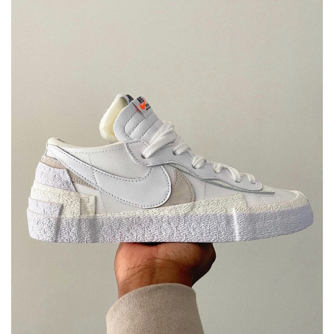 sacai(サカイ)のSacai×NIKE LOW blazer sneaker 23cm レディースの靴/シューズ(スニーカー)の商品写真