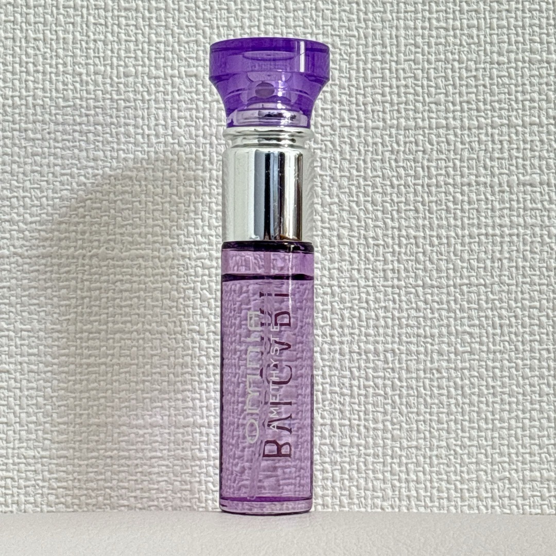 BVLGARI(ブルガリ)のBVLGARI ブルガリ　オムニア アメジスト オードトワレ 10mL ミニ香水 コスメ/美容の香水(香水(女性用))の商品写真