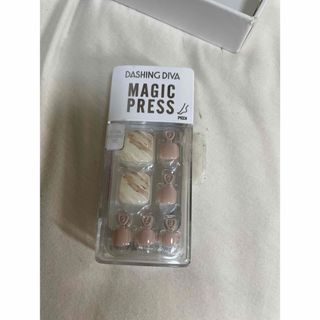 ダッシングディバ(DASHING DIVA)のMAGIC PRESS ネイルチップ(つけ爪/ネイルチップ)