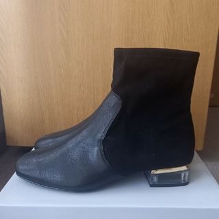 ナインウエスト(NINE WEST)の新品　ナインウエスト　ショートブーツ(ブーツ)