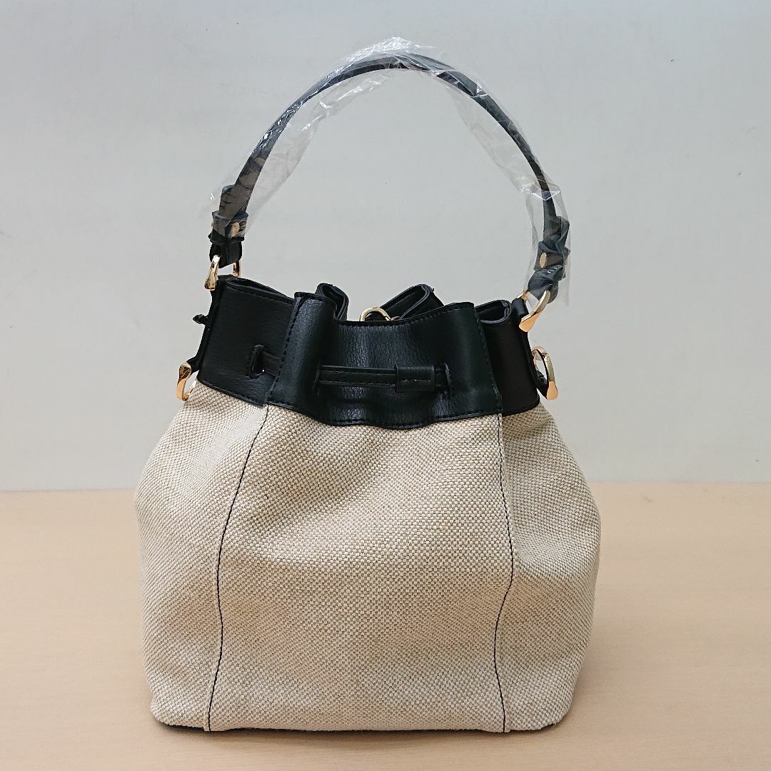 MIAN(ミアン)の新品 ミアン キャンバスリネン2way巾着ショルダー2241-202-1 BLK レディースのバッグ(ショルダーバッグ)の商品写真