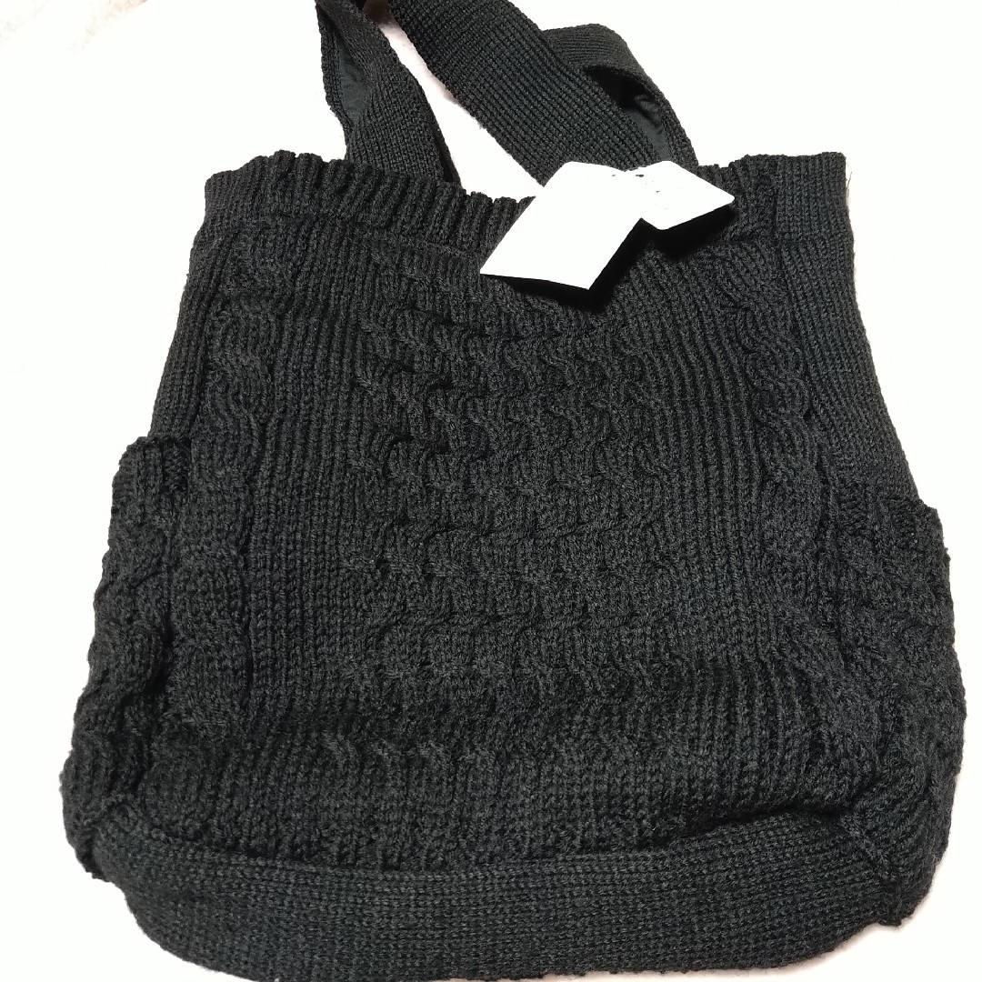 ニット　トートバッグ　黒 レディースのバッグ(トートバッグ)の商品写真