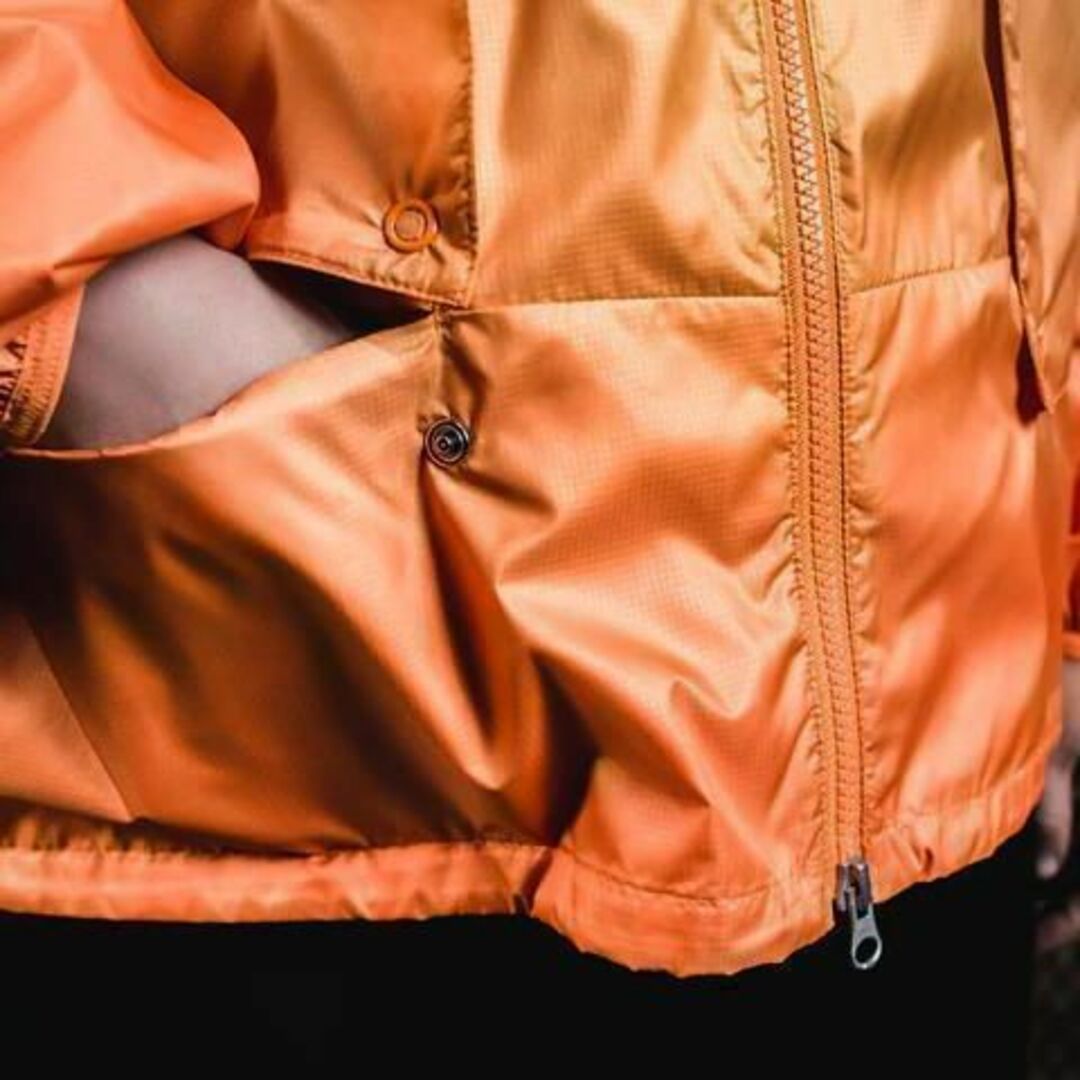 新品 プーマ Pronounce レディース ナイロンジャケット オレンジ S レディースのジャケット/アウター(スプリングコート)の商品写真