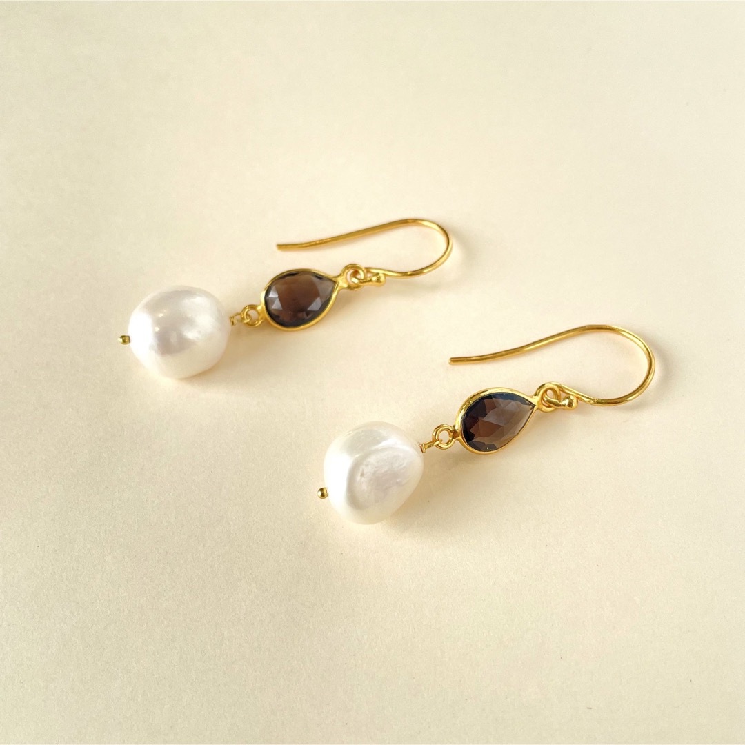 Smoky quartz + Pearl 22k gold plated ピアス レディースのアクセサリー(ピアス)の商品写真