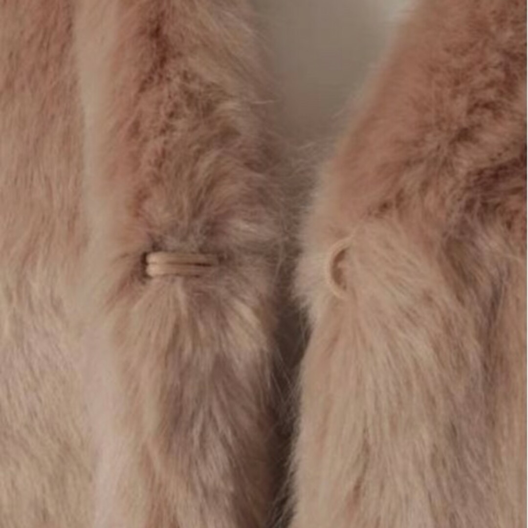 Apuweiser-riche(アプワイザーリッシェ)のアプワイザーリッシェ　フェイクファーショートコート レディースのジャケット/アウター(毛皮/ファーコート)の商品写真