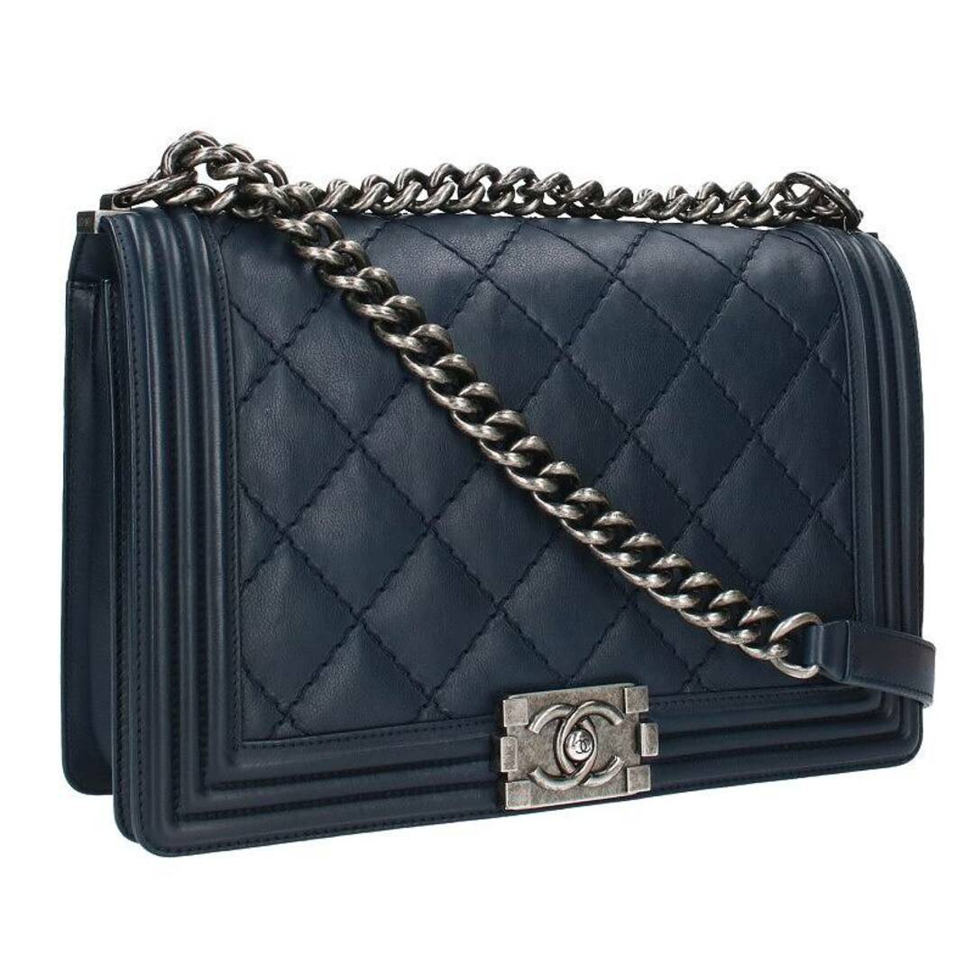 CHANEL(シャネル)のシャネル  ボーイシャネル マトラッセココマークレザーショルダーバッグ メンズ メンズのバッグ(ショルダーバッグ)の商品写真