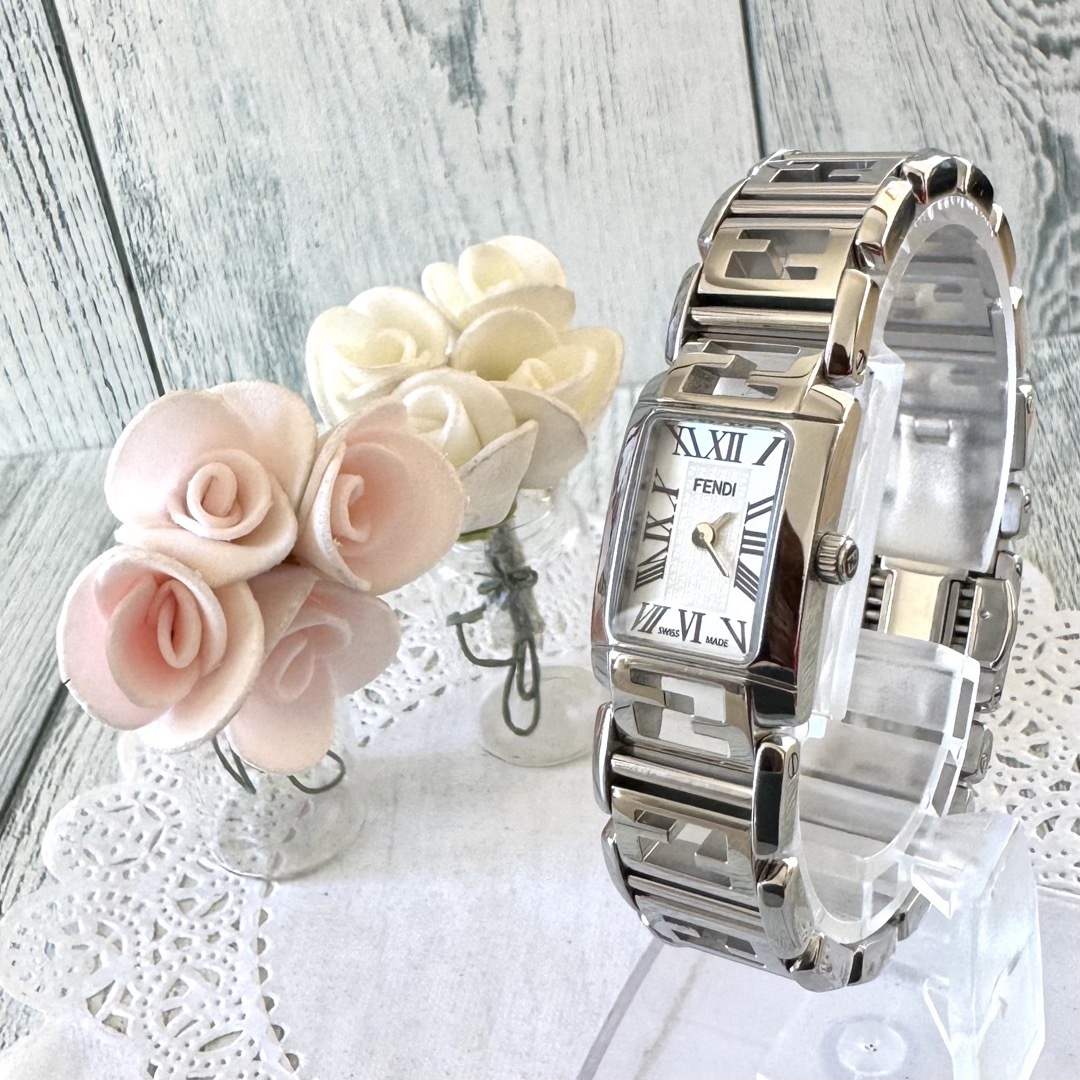 FENDI(フェンディ)の【電池交換済】FENDI フェンディ 腕時計 1200Lシェル シルバー レディースのファッション小物(腕時計)の商品写真