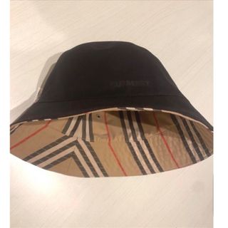 バーバリー(BURBERRY)のBurberry リバーシブル　バケットハット　美品(ハット)