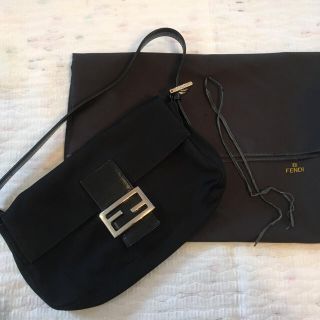 フェンディ(FENDI)の【みーしゃ様専用】FENDIマンマバゲット(ハンドバッグ)