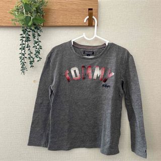 トミーヒルフィガー(TOMMY HILFIGER)のTOMMY HILFIGER    ロンT    120(Tシャツ/カットソー)