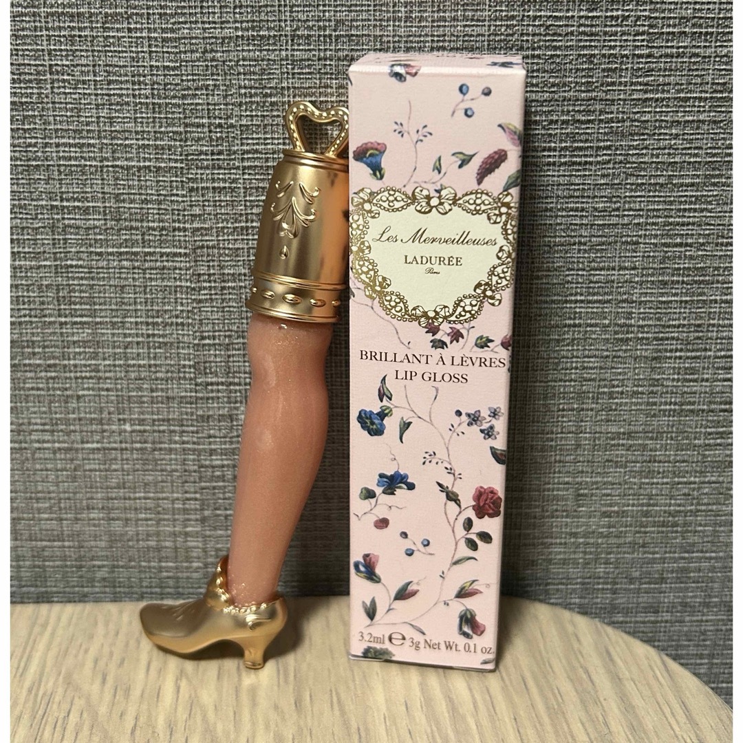 Les Merveilleuses LADUREE(レメルヴェイユーズラデュレ)の★新品未使用★ レ・メルヴェイユーズラデュレ コスメ/美容のベースメイク/化粧品(リップグロス)の商品写真