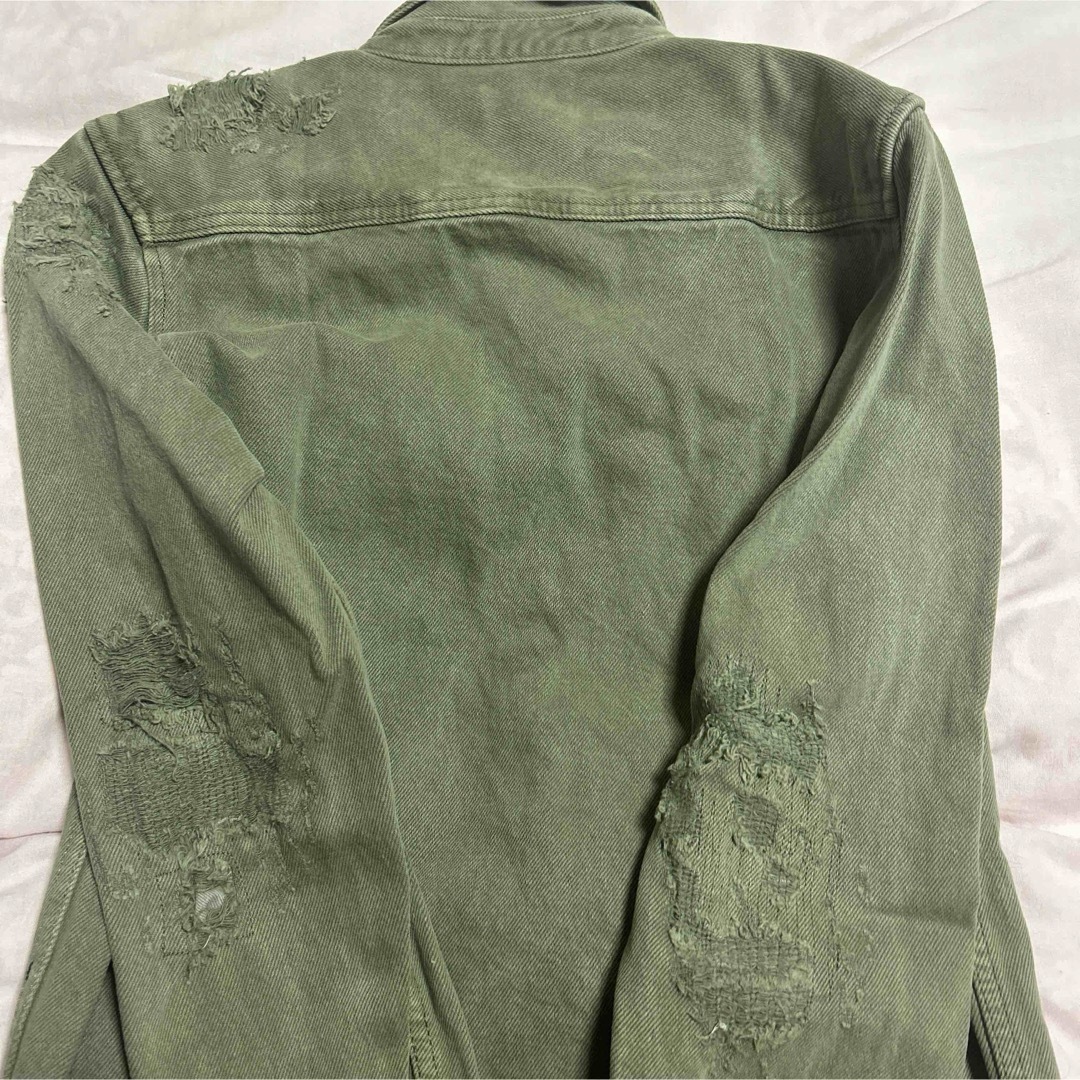 ZARA(ザラ)のZARA ダメージデニムジャケット メンズのジャケット/アウター(Gジャン/デニムジャケット)の商品写真