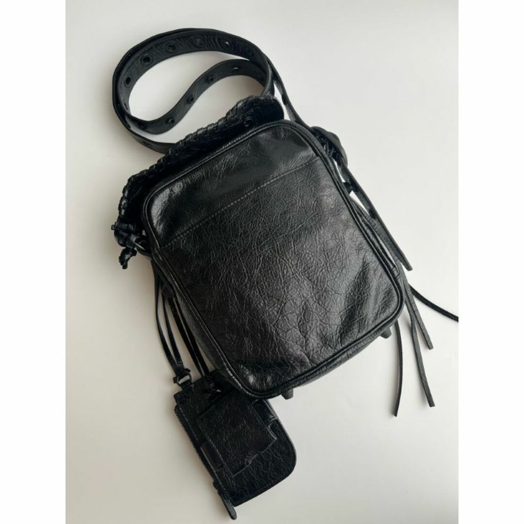 Balenciaga(バレンシアガ)のBALENCIAGA バレンシアガ LE CAGOLE クロスボディバッグ メンズのバッグ(ショルダーバッグ)の商品写真