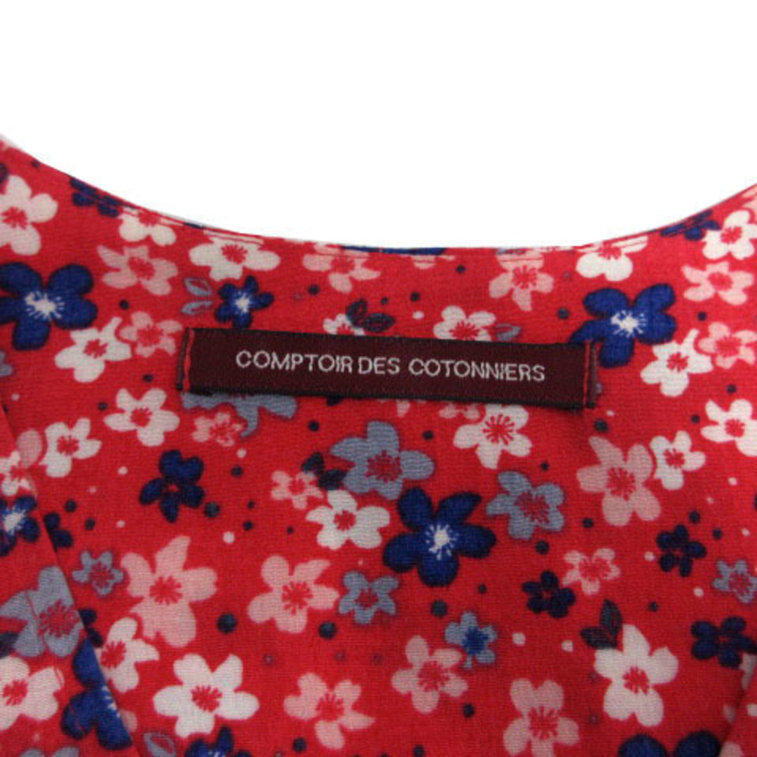 Comptoir des cotonniers(コントワーデコトニエ)のコントワーデコトニエ カットソー 半袖 Vネック 花柄 赤系 青 白 7 レディースのトップス(カットソー(半袖/袖なし))の商品写真