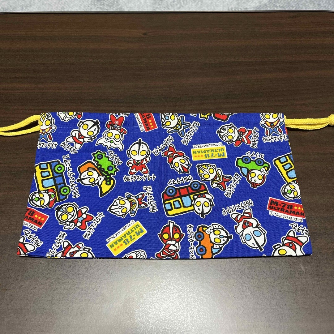 お弁当袋 巾着 ハンドメイド ハンドメイドの生活雑貨(キッチン小物)の商品写真