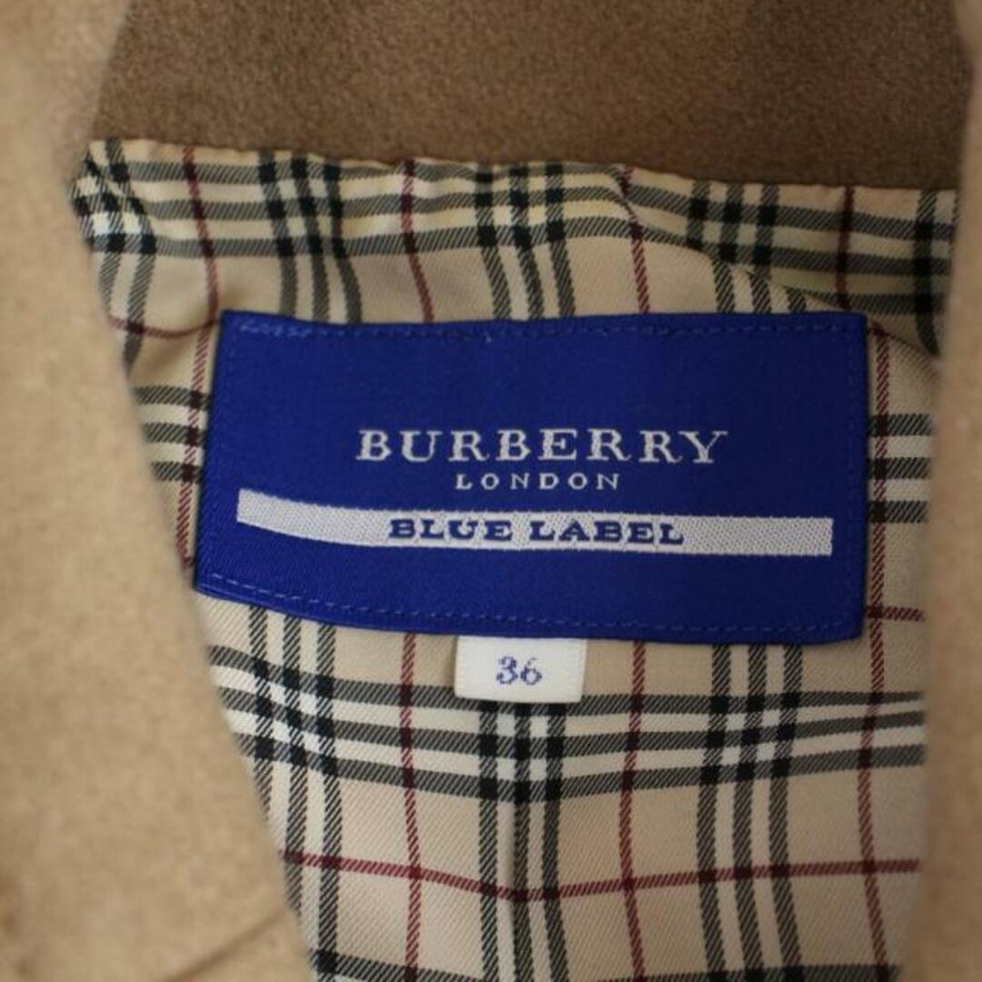BURBERRY BLUE LABEL(バーバリーブルーレーベル)のバーバリーブルーレーベル Pコート ピーコート ショート 裏地チェック S 茶 レディースのジャケット/アウター(ピーコート)の商品写真