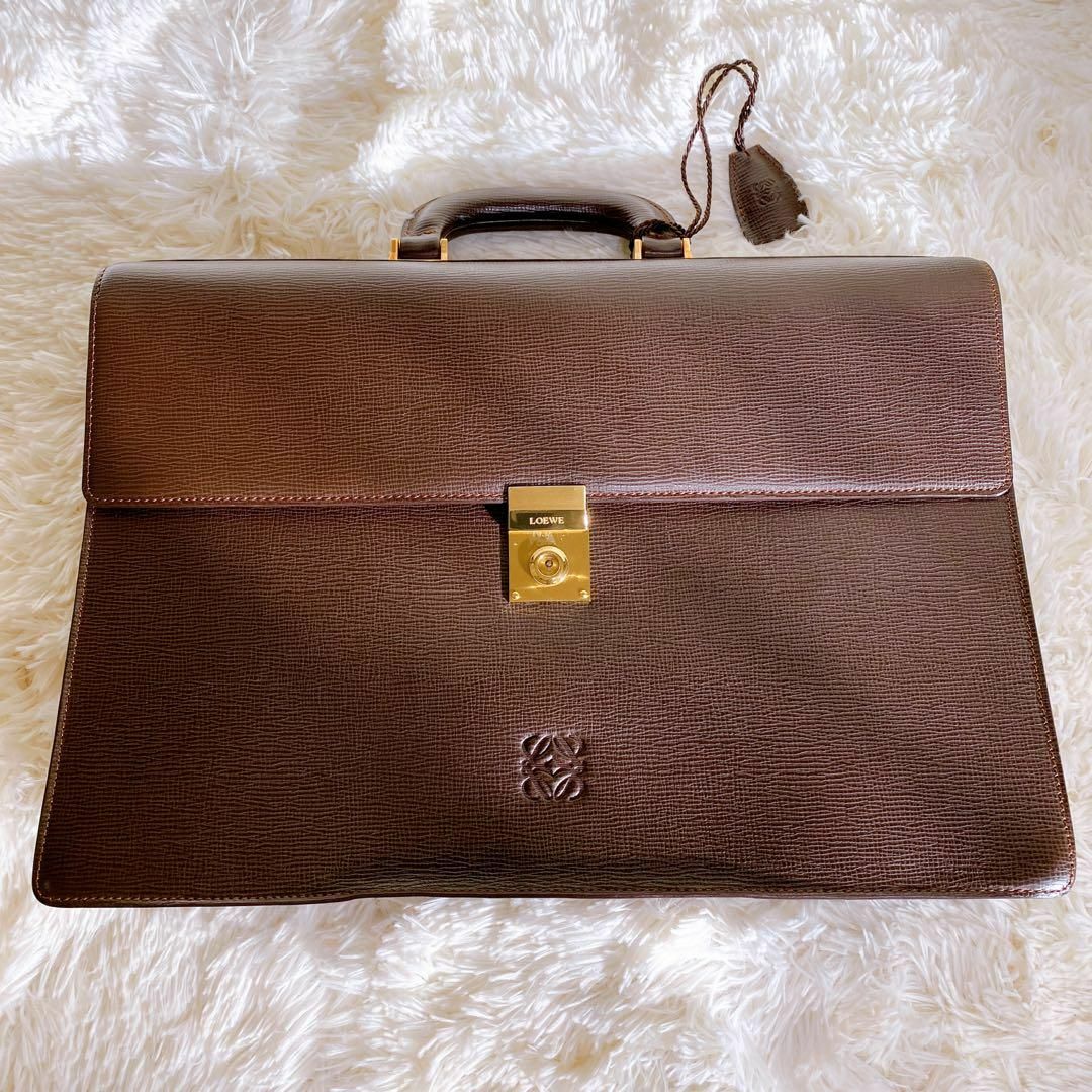 LOEWE(ロエベ)の【美品】LOEWE ロエベ ビジネスバッグ ブリーフケース  アナグラム 正規品 メンズのバッグ(ビジネスバッグ)の商品写真