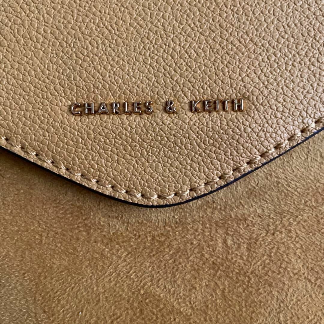 Charles and Keith(チャールズアンドキース)のチャールズアンドキース バッグ ショルダー ミニ スマホ サイフ ポーチ レディースのバッグ(ショルダーバッグ)の商品写真